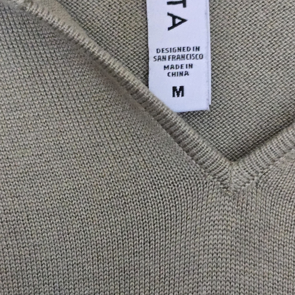 Athleta Women's Olive Hooded Sweater - Picture 4 of 4